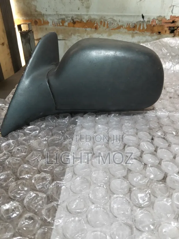 Toyota Land Cruiser 100 Manual Side Mirror (Used) - 1
