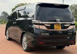 Toyota Vellfire 2014 Nyeusi