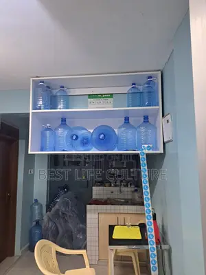 Kituo cha Refill Maji cha Kukodisha - Utawala