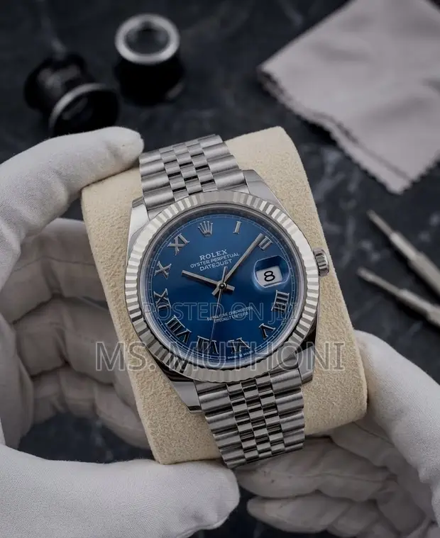 Rolex Datejust 41 Blue Roman Jubilee Automatic - 1
