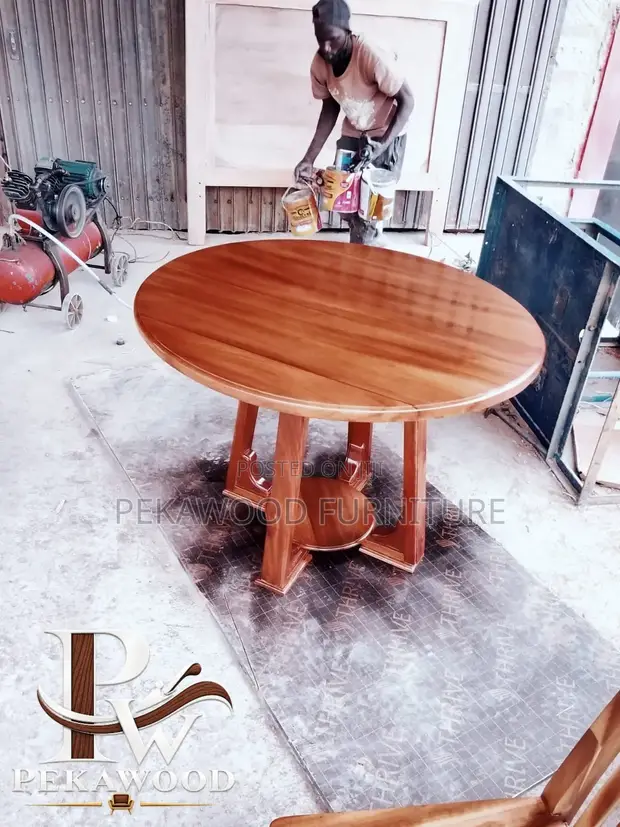4-Seater Mahogany Dining Set - 1