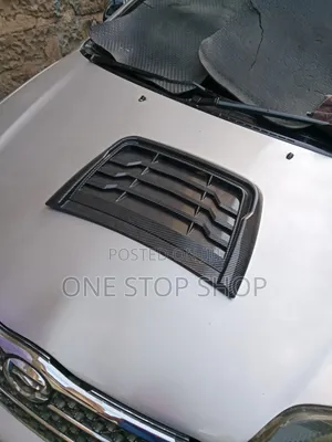Carbon Finish Bonnet Scoop Design for Car Hood Styling