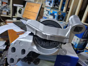 Mazda CX-5 Mouting ya Injini ya Petroli Upande wa Kulia