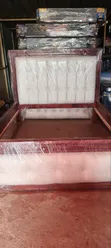 Ideal Queen Bed Frame - Mpya Kabisa - 2