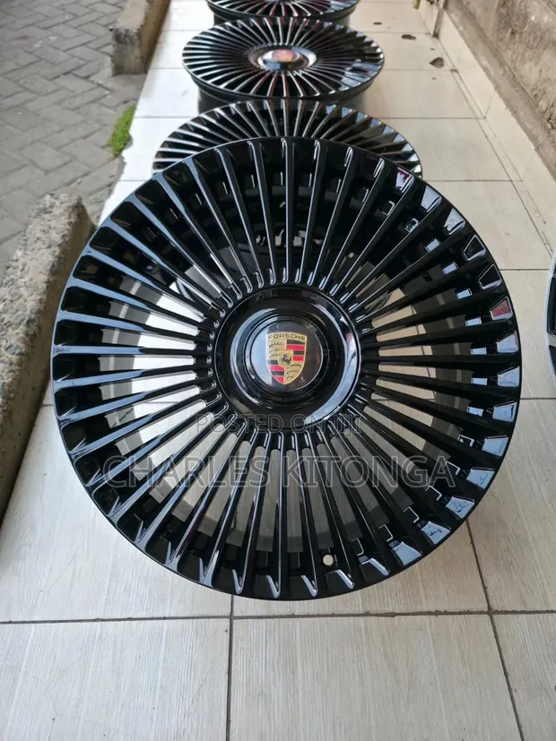 Magurudumu ya Porsche Cayenne Forged 21" - 1