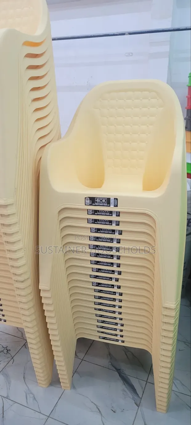 Viti vya Plastiki vya Cream Rok - 1