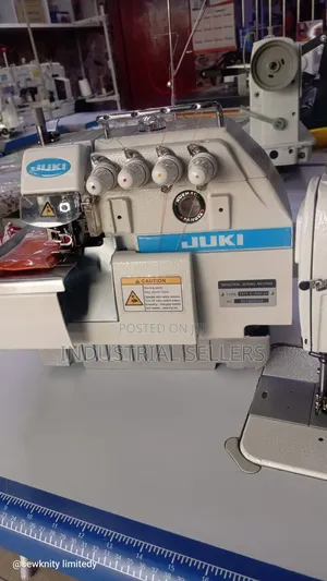 Mashine ya Kushona ya Viwandani ya Juki Overlock