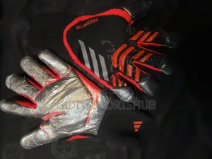 Adidas Super Goalkeeper Size 9 Gloves