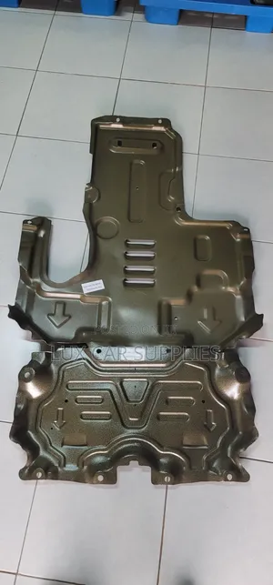 Mercedes-Benz C-Class (W205) Engine & Transmission Sump Guard