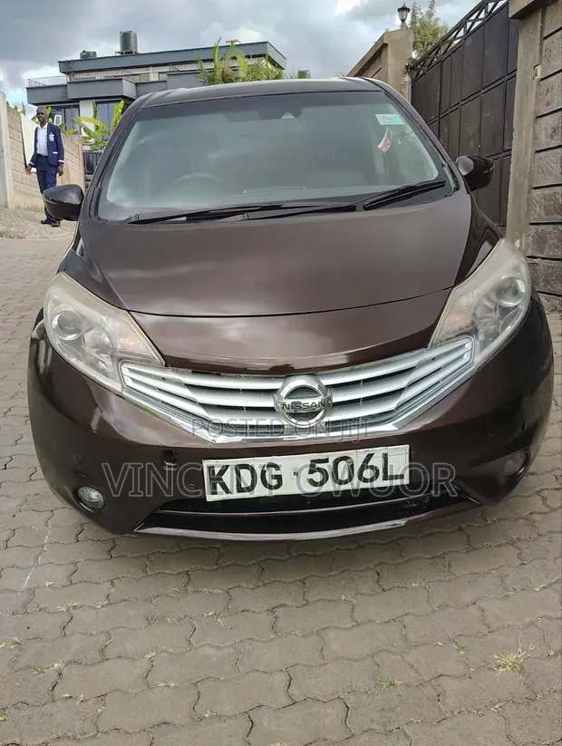 Nissan Note 2015 Brown - 1