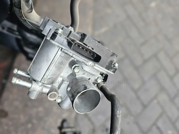 Suzuki Alto R06a Body Throttle - 1