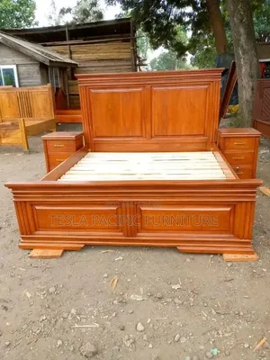 Luxurious Harwood Bed with Chester Design - Brand New