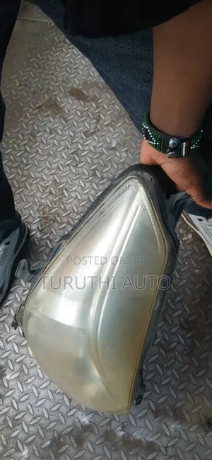 Toyota Vitz Jewela Headlight