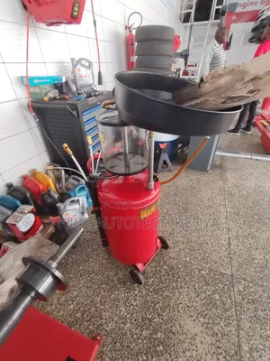 Working Pressure 8bars (100psi) Car Oil Drainer Sunshine Italy
