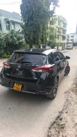 Toyota Auris Hybrid 2018 Black - 3