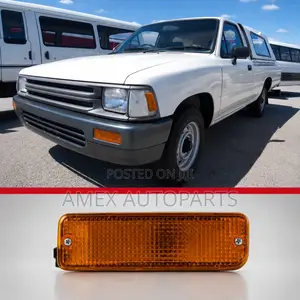 Front Bumper Lamp for Toyota Hilux YN85 (1989)