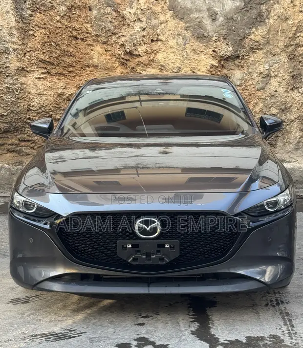 Mazda 3 2020 Gray Fastback Hatchback - 1