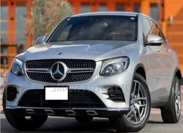 Mercedes-Benz GLC 200 2019 Silver - 1