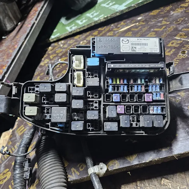 Mazda Axela Genuine Ex-Japan Fuse Box - 1