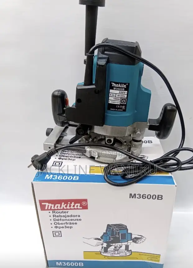Makita 1600W Wood Router Machine - 1