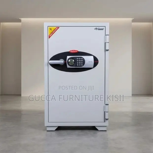 Diplomat Safe 90kg Fireproof - 1