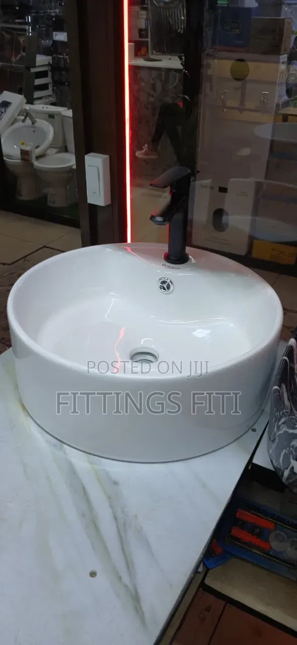 Modern Round Countertop Basin - 1