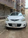 Mazda Demio 2011 Nyeupe - 5