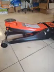 Heavy Duty 4 Ton Hydraulic Trolley Jack - 1
