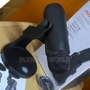 Professional Podcast Streaming Microphone