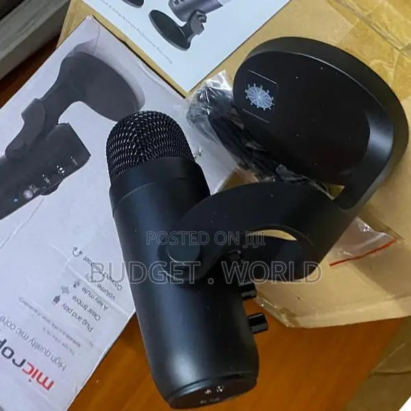 Studio Quality USB Podcast Microphone with Noise Reduction - 1