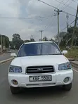 Subaru Forester 2005 Nyeupe - 3