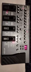 Boss ME-80 Floor-Based Guitar Multi-Effects Processor - 4