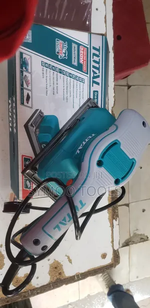 Total 320W Finishing Sander