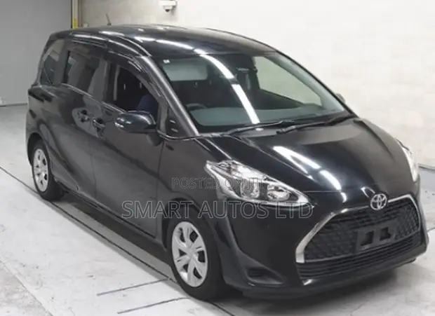 Toyota Sienta 2020 Black - 1