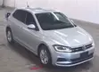 Volkswagen Polo 2019 Silver - 2