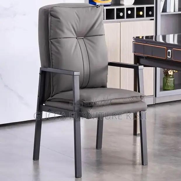 Executive Cushioned Visitor Chair - 1