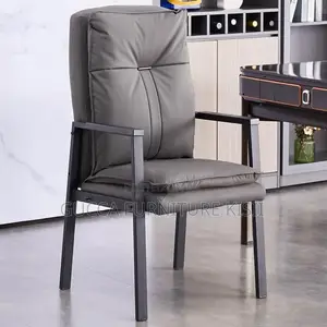 Executive Cushioned Visitor Chair