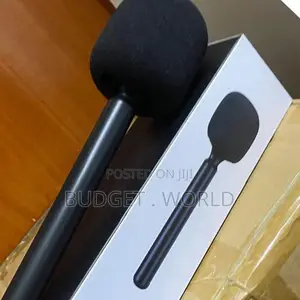Wireless Lapel Microphone for Presentations & Online Classes