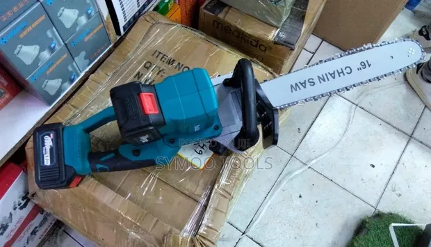 16" Makita Cordless Chainsaw - 1