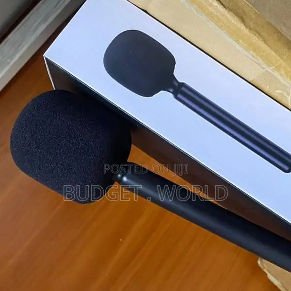 Professional Clip-on Lapel Microphone for Mobile Content Creation - 1