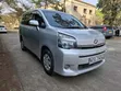 Toyota Voxy 2011 Silver - 3
