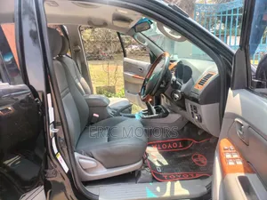 Toyota Hilux Double Cab 2011