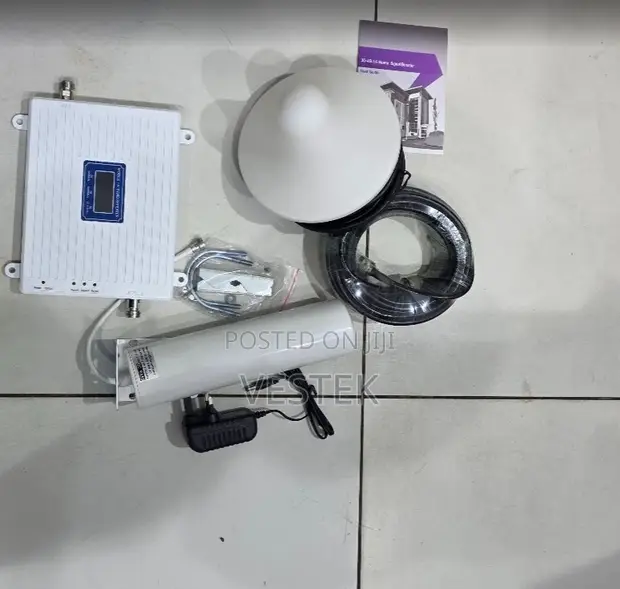 Universal 4G LTE Network Repeater Kit with LCD - 1