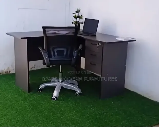 L-Shaped Executive Office Desk with 3 Drawers - Wenge Black - 1
