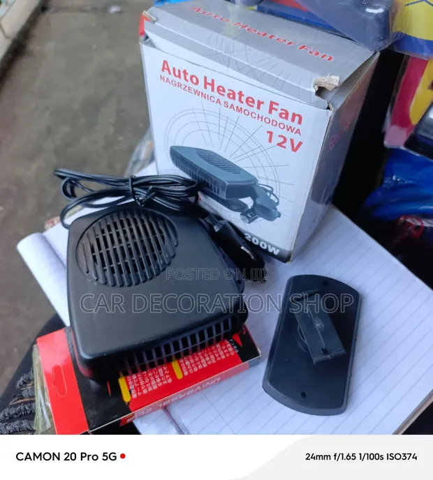 12V Supplemental Rapid Windscreen Defogger - 1