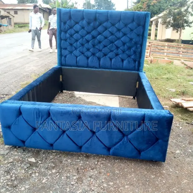 Kitanda cha Royal Blue Chester chenye Mfumo wa Diamond-Tufted 5x6 - 1