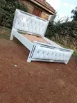 White Mockett Bed Size 5x6 - 2