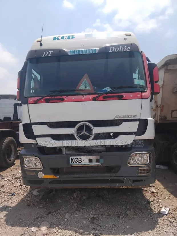 Mercedes-Benz MB3 Single Axle Semi-Trailer - 1
