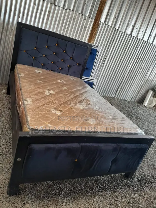 Dark Blue 4x6 Mockett Bed - 1