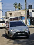 Toyota Vitz 2018 Silver - 2